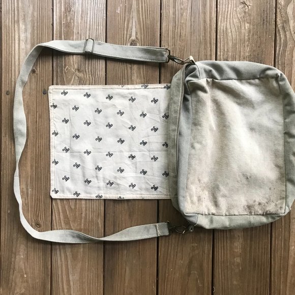 Vintage Addiction Crossbody Volkswagen bag - Picture 9 of 12
